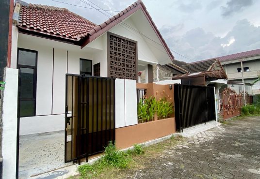 Rumah Cantik Siap huni di Gebang Baru utara Kampus UPN