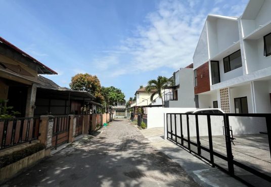 Rumah 2 Lantai Scandinavian utara Jogjabay