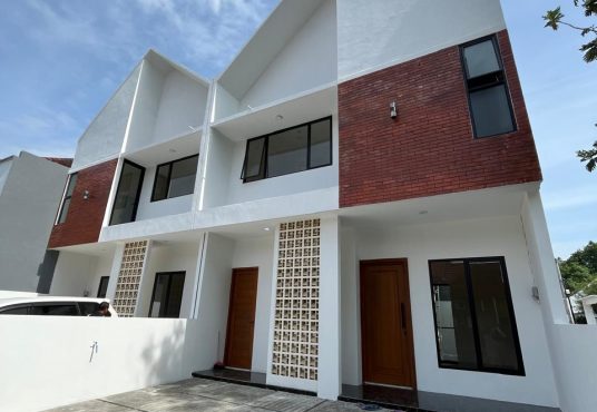 Rumah 2 Lantai Scandinavian utara Jogjabay