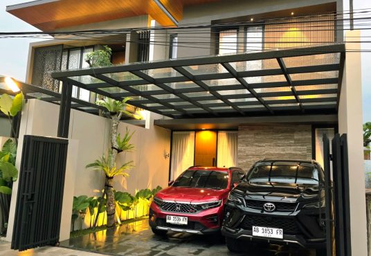 Rumah Modern 2 Lantai Kontemporer dekat Jogjabay