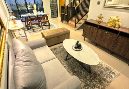 Rumah Modern 2 Lantai Kontemporer dekat Jogjabay