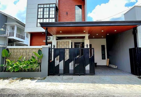 Rumah Baru Siap Huni Scandinavian di Perumahan Minomartani