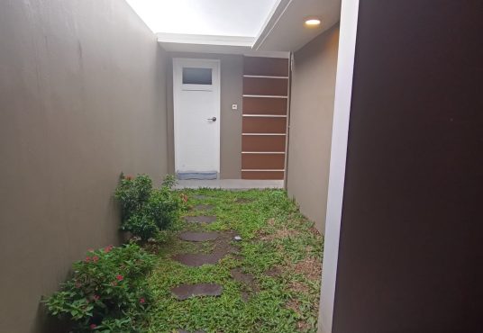 Rumah disewakan dekat Kampus UII