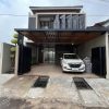 Rumah Mewah 2 Lantai Kontemporer dekat Balai Desa Purwomartani