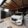 Rumah Mewah 2 Lantai Kontemporer dekat Balai Desa Purwomartani
