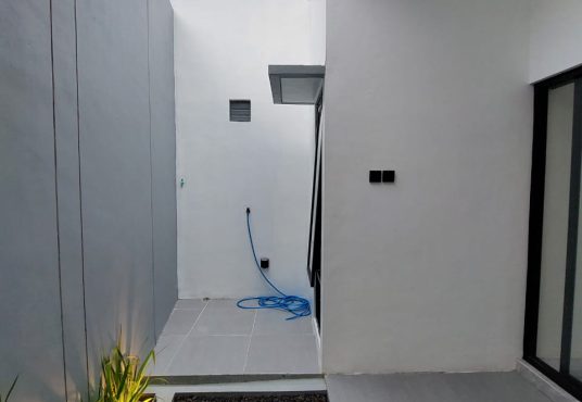 Rumah Cantik Modern dekat Sleman City Hall
