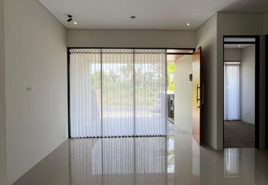 Rumah Cantik Modern Minimalis dekat Kampus UII