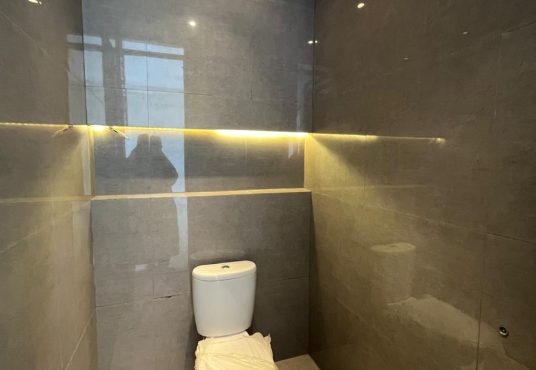 Rumah Cantik Modern Minimalis dekat Kampus UII