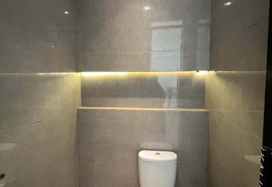 Rumah Cantik Modern Minimalis dekat Kampus UII