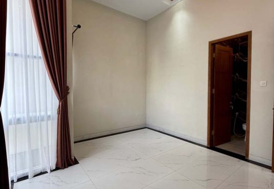 Rumah 2 Lantai Premium Perumahan Merapi Regency
