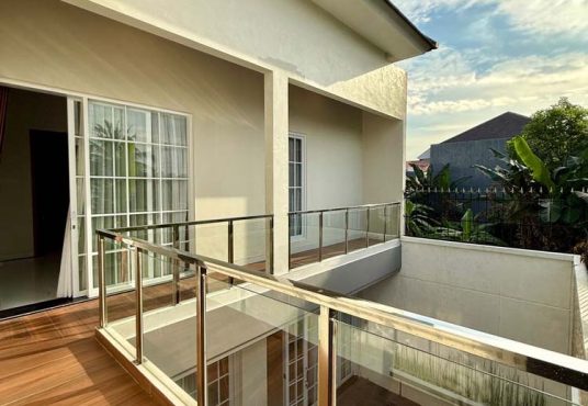 Rumah 2 Lantai Premium Perumahan Merapi Regency