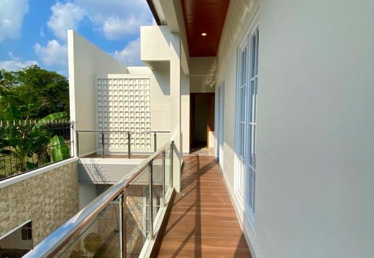 Rumah 2 Lantai Premium Perumahan Merapi Regency