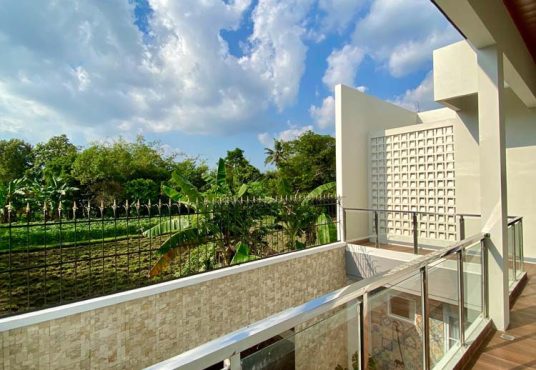 Rumah 2 Lantai Premium Perumahan Merapi Regency