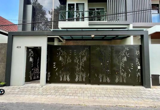Rumah Lux 2 lantai Full Furnished di Purwomartani dekat Perum Pertamina