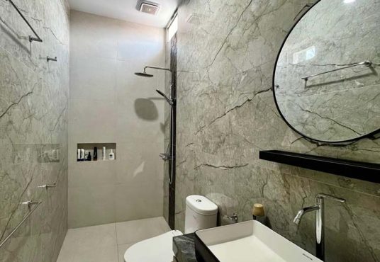 Rumah Lux 2 lantai Full Furnished di Purwomartani dekat Perum Pertamina