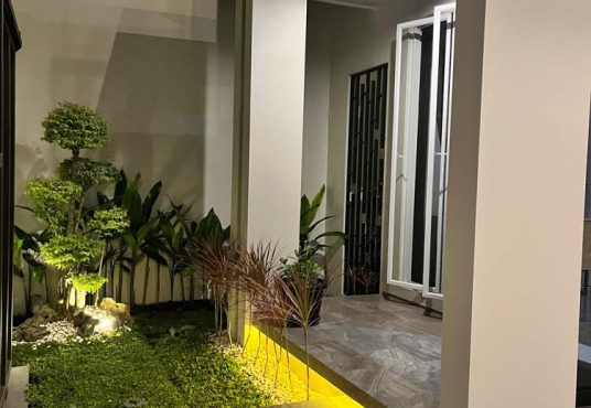 Rumah Lux 2 lantai Full Furnished di Purwomartani dekat Perum Pertamina
