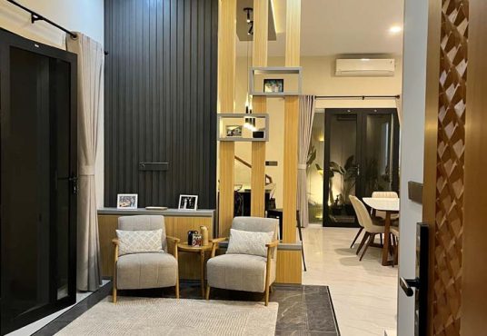 Rumah Lux 2 lantai Full Furnished di Purwomartani dekat Perum Pertamina