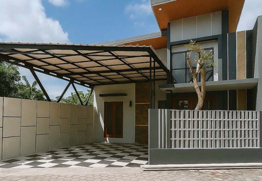 Rumah 2 lantai Mezanin Dalam Perumahan Jakal km 13 Ngemplak Sleman