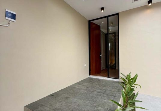 Rumah 2 lantai Modern Kontemporer dekat Jogjabay Waterpark