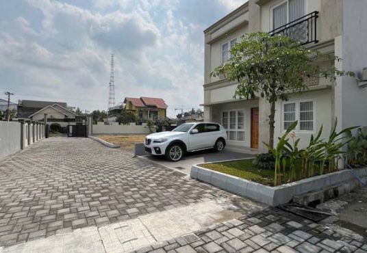 CLUSTER STRATEGIS DI JALAN GITO GATI 15 MENIT MENUJU KAMPUS UGM DAN UII