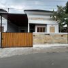 Rumah Baru Putih Limasan Modern Jakal km 13 dekat PPPG Kesenian