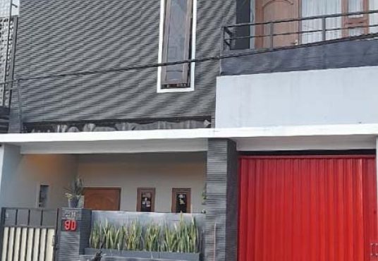 RUMAH 3 LANTAI VIEW SAWAH DEKAT KAMPUS & STADION MAGUWOHARJO