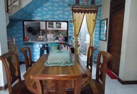 RUMAH 3 LANTAI VIEW SAWAH DEKAT KAMPUS & STADION MAGUWOHARJO
