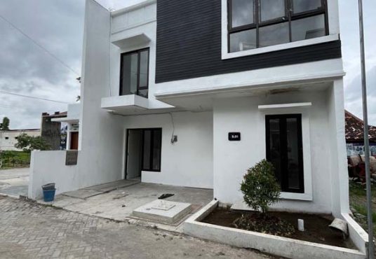 Rumah Baru 2 Lantai di Perumahan Strategis Maguwoharjo