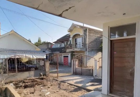 Rumah 2 Lantai Siap Huni di Jl. Godean KM 8 Dekat SMAN 1 Godean
