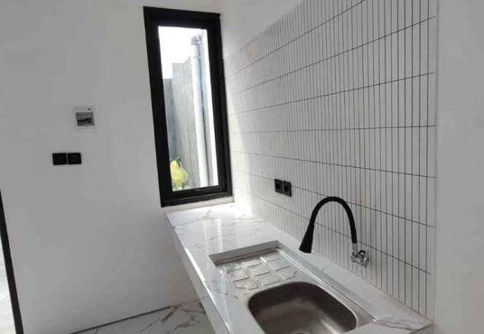 Rumah Cantik Modern Naturalis Estetik 2 Lantai di Sewon dekat Kampus ISI