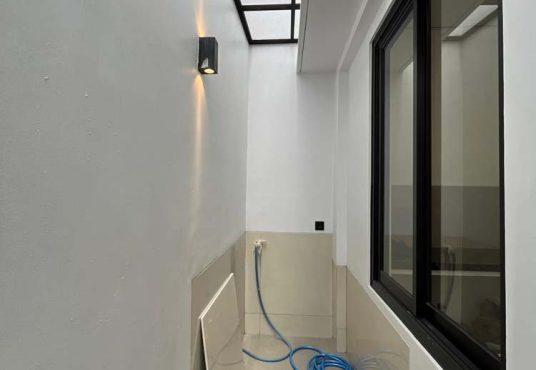 Rumah Baru 2 Lantai Modern Kontemporer di Sidoarum Jl. Godean