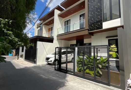 Rumah Baru 2 Lantai Modern Kontemporer di Sidoarum Jl. Godean