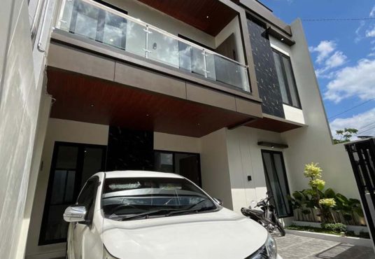 Rumah Baru 2 Lantai Modern Kontemporer di Sidoarum Jl. Godean
