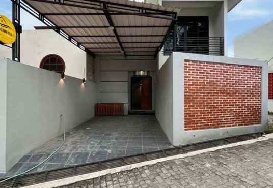 Villa Modern Estetik Full Furnished Siap Huni Jl. Palagan km 16