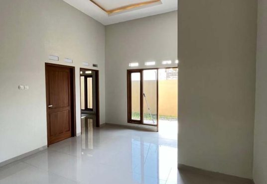 Rumah Cantik Limasan di Candi Gebang dekat Kampus UPN/AMIKOM