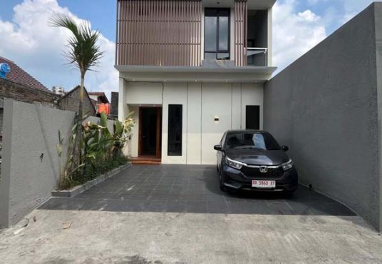 Rumah 2 Lantai Mewah Design Kontemporer Lokasi Strategis Utara Stadion Maguwo/Jogjabay