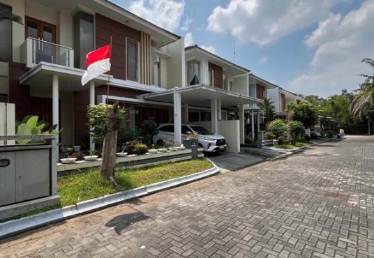 Rumah Mewah 2 Lantai di Bale Mulia Residence