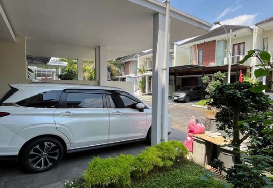 Rumah Mewah 2 Lantai di Bale Mulia Residence