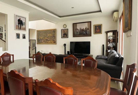 Rumah Mewah 2 Lantai di Bale Mulia Residence