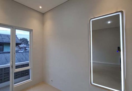 Rumah Cantik 2 Lantai Lokasi Strategis Dekat UPN UGM & Pusat Kota Jogja