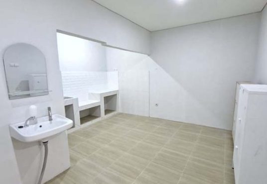 Rumah Cantik 2 Lantai Lokasi Strategis Dekat UPN UGM & Pusat Kota Jogja