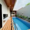 Rumah Mewah 2 Lantai Tanah Luas dengan Kolam Renang Pribadi di Maguwo