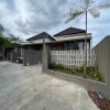 RUMAH CANTIK MODERN KEKINIAN Lokasi strategis di Jalan Kaliurang KM 13 dekat Kampus UII