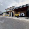 Rumah Baru Desain Industrial Modern Strategis Dekat Pasar Jangkang