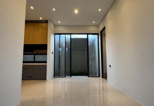 Rumah Baru Desain Industrial Modern Strategis Dekat Pasar Jangkang