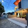 Rumah Mewah 2 Lantai Modern Istimewa di Condong Catur dekat Pakuwon Mall