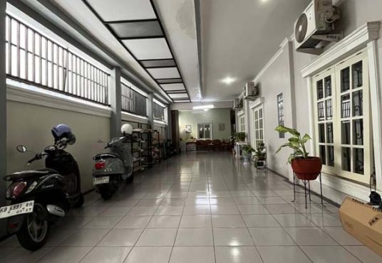 RUMAH MEWAH + KOST EKSKLUSIF 10 KAMAR CONDONGCATUR DEKAT UGM