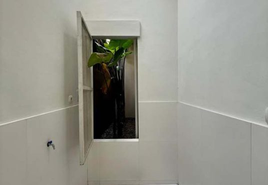 RUMAH MEWAH 2 LANTAI ISTIMEWA DI JALAN PALAGAN DEKAT HOTEL HYATT DAN MONJALI
