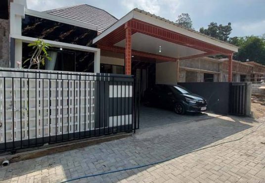 Rumah cantik eksklusif di Pucangan Residence Jl. Kaliurang KM 13 dekat Pasar Jangkang