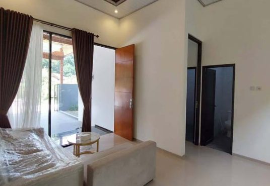 Rumah cantik eksklusif di Pucangan Residence Jl. Kaliurang KM 13 dekat Pasar Jangkang